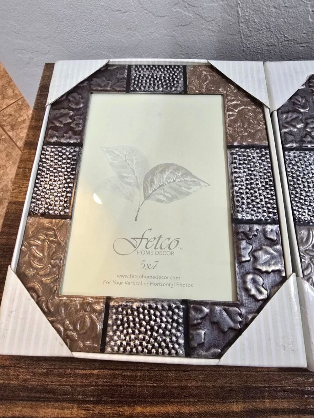 NWB Set 2 Fetco 5x7 Picture Frames With Textured Bronze & Silver Design - Picture 2 of 7